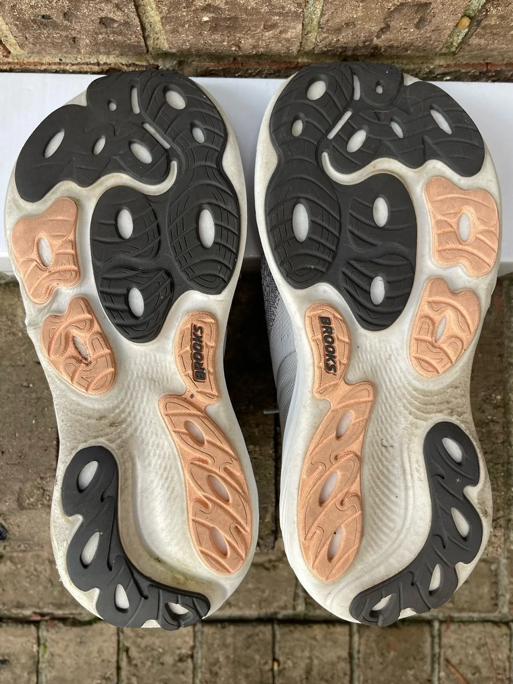 Brooks Women's Adrenaline GTS Athletic Shoes - Light Gray with Peach Accents